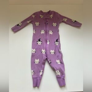 Hanna Andersson Baby 2-Way Zip Sleeper - 3 to 6 months.